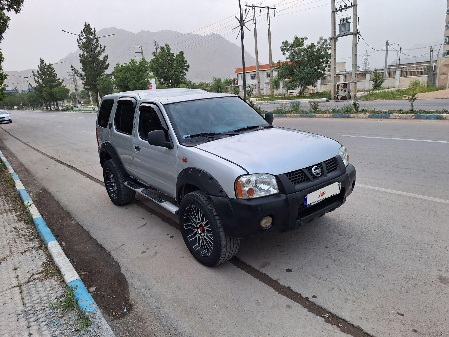 خودرو نیسان، رونیز آگهی ann_18195268