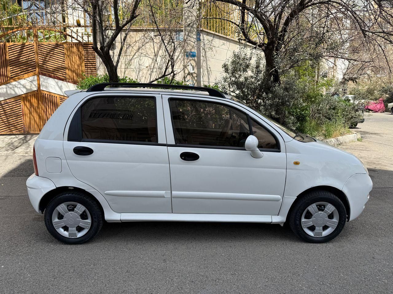 ام وی ام 110 چهار سیلندر دنده ای - 2013