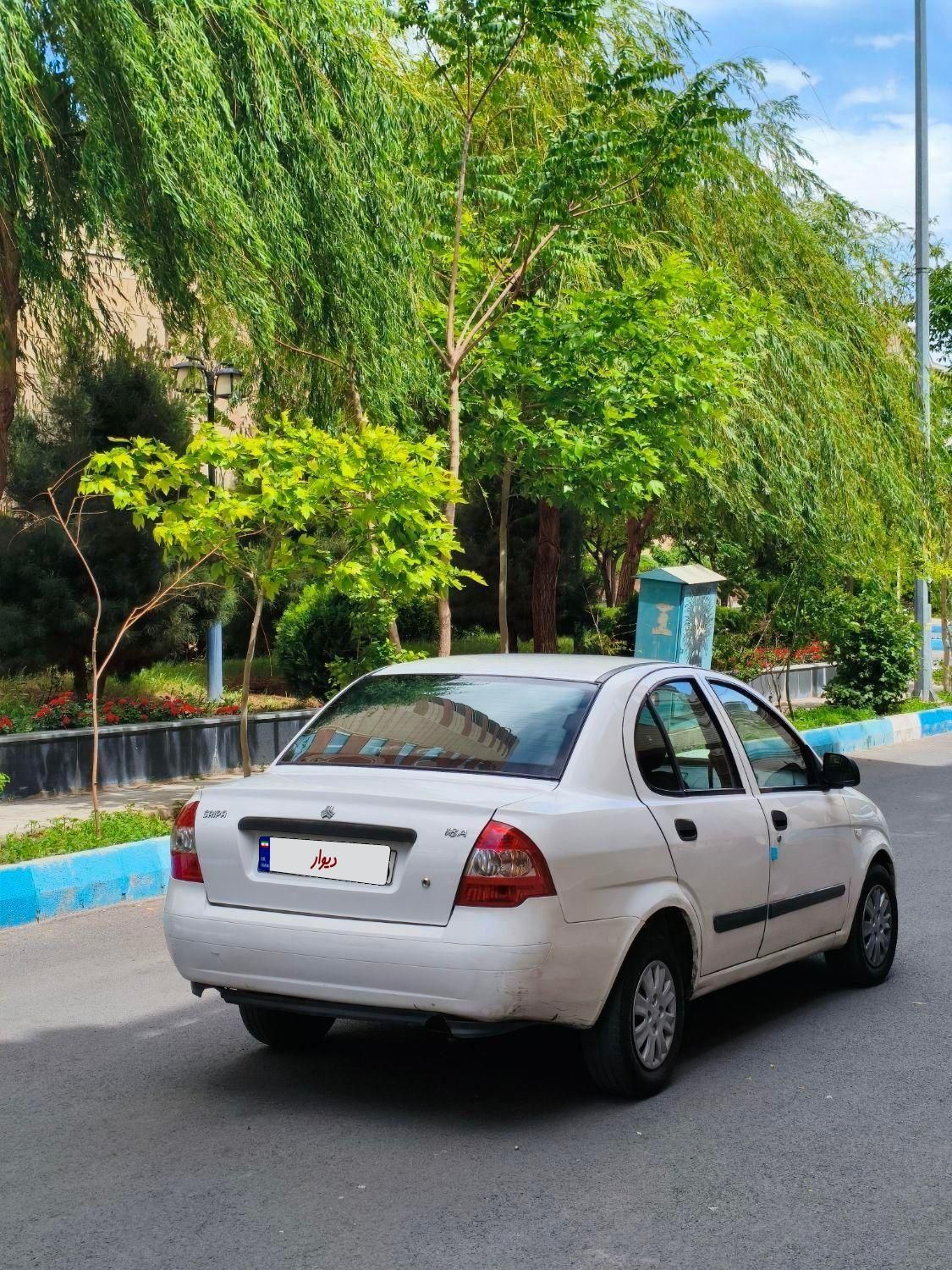 تیبا صندوق دار SX - 1393