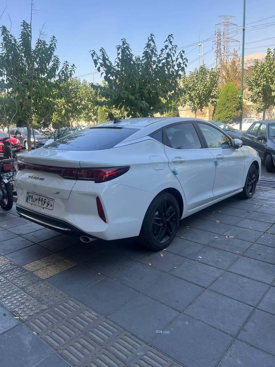 خودرو کی ام سی، J7 آگهی ann_18196821