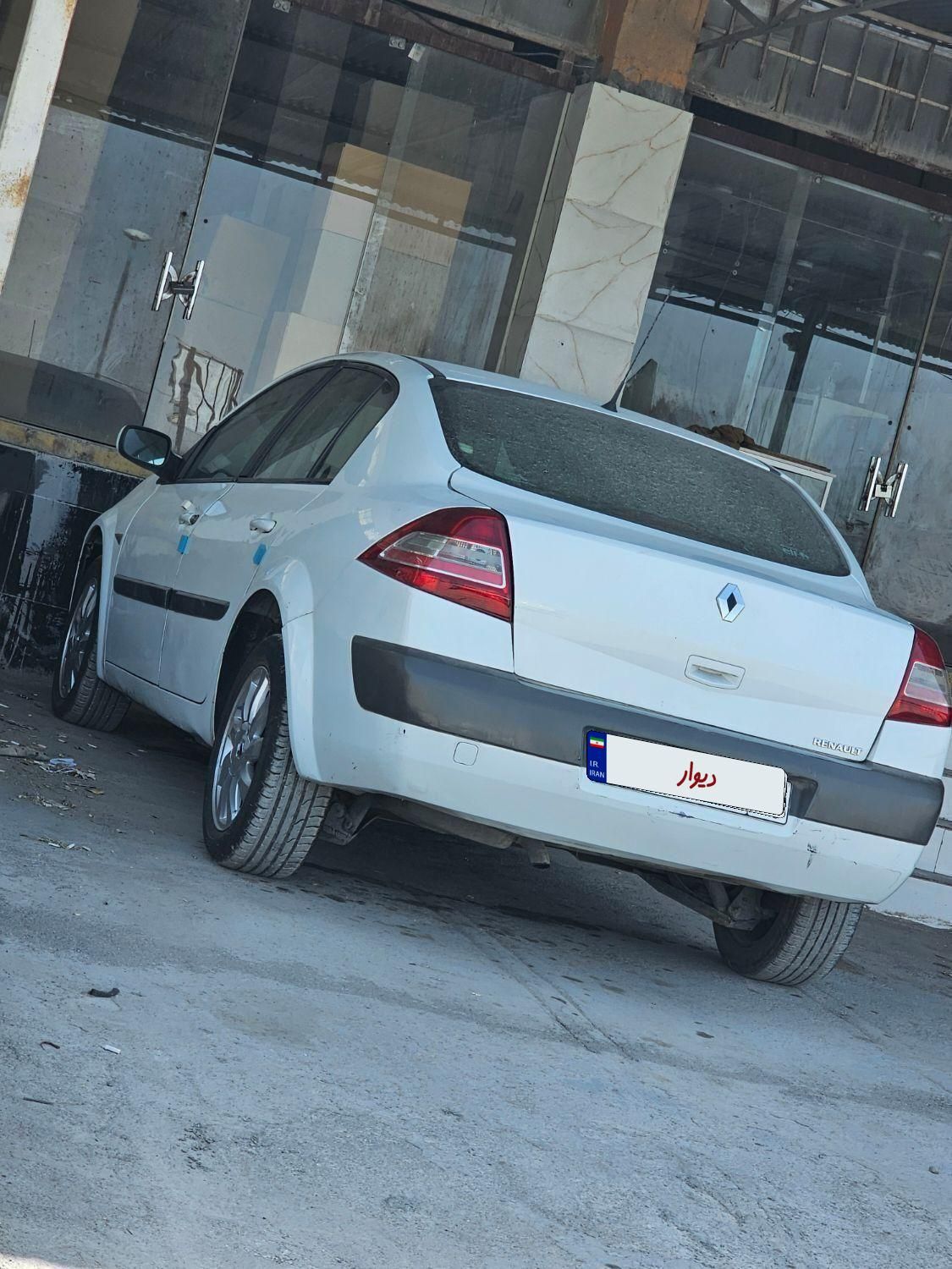 رنو مگان پارس خودرو 2000 - 2012