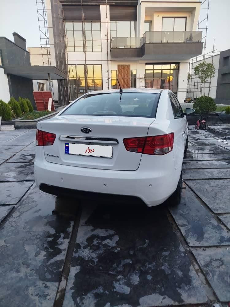 خودرو کیا، سراتو مونتاژ آگهی ann_18197512