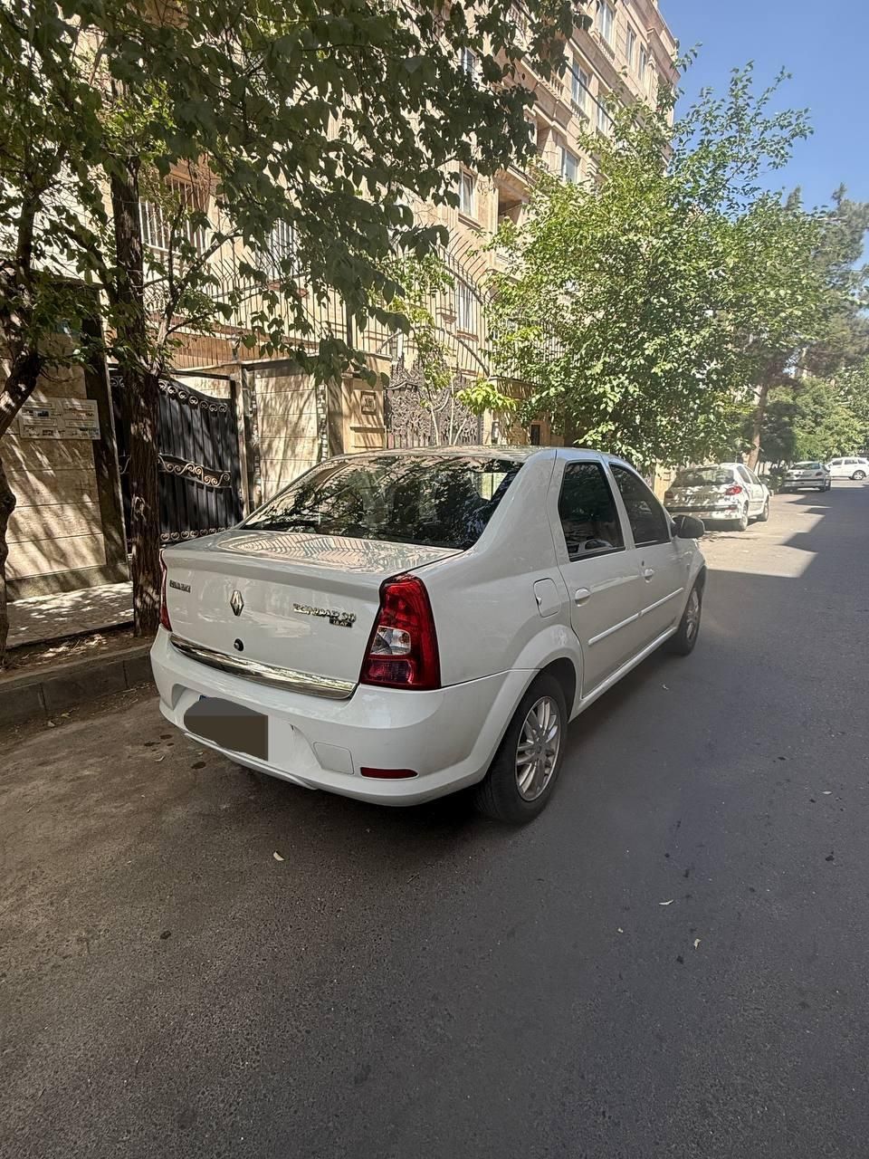 رنو تندر 90 پلاس اتوماتیک - 1396