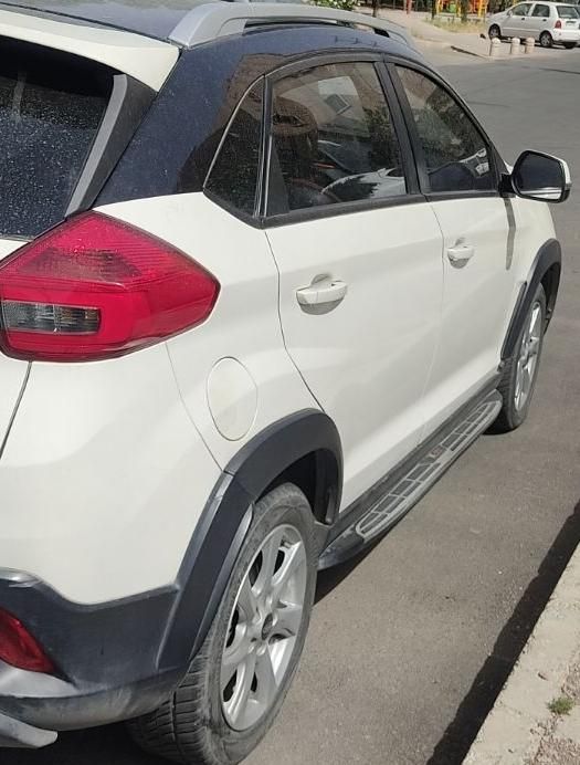 ام وی ام X22 دنده ای اسپرت لاکچری - 2021