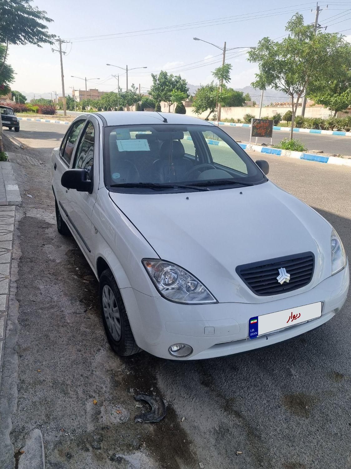 تیبا صندوق دار LX - 1399