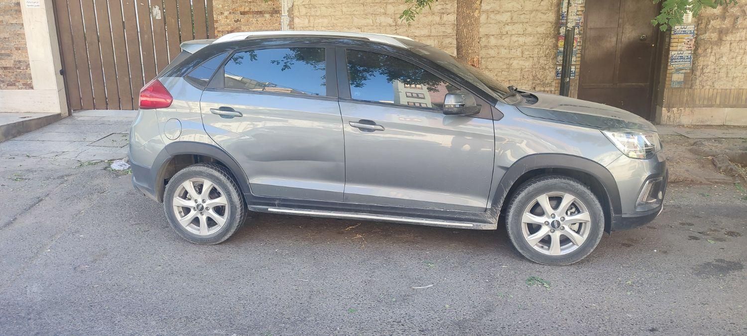 ام وی ام X22 دنده ای اسپرت لاکچری - 2022