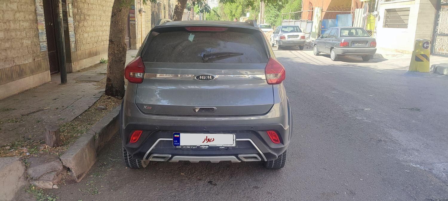 خودرو ام وی ام، X22 آگهی ann_18198350