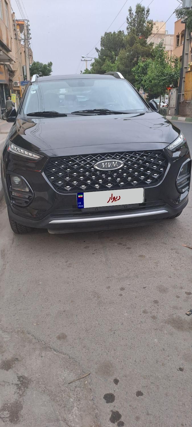 ام وی ام X22 دنده ای اسپرت لاکچری - 2024