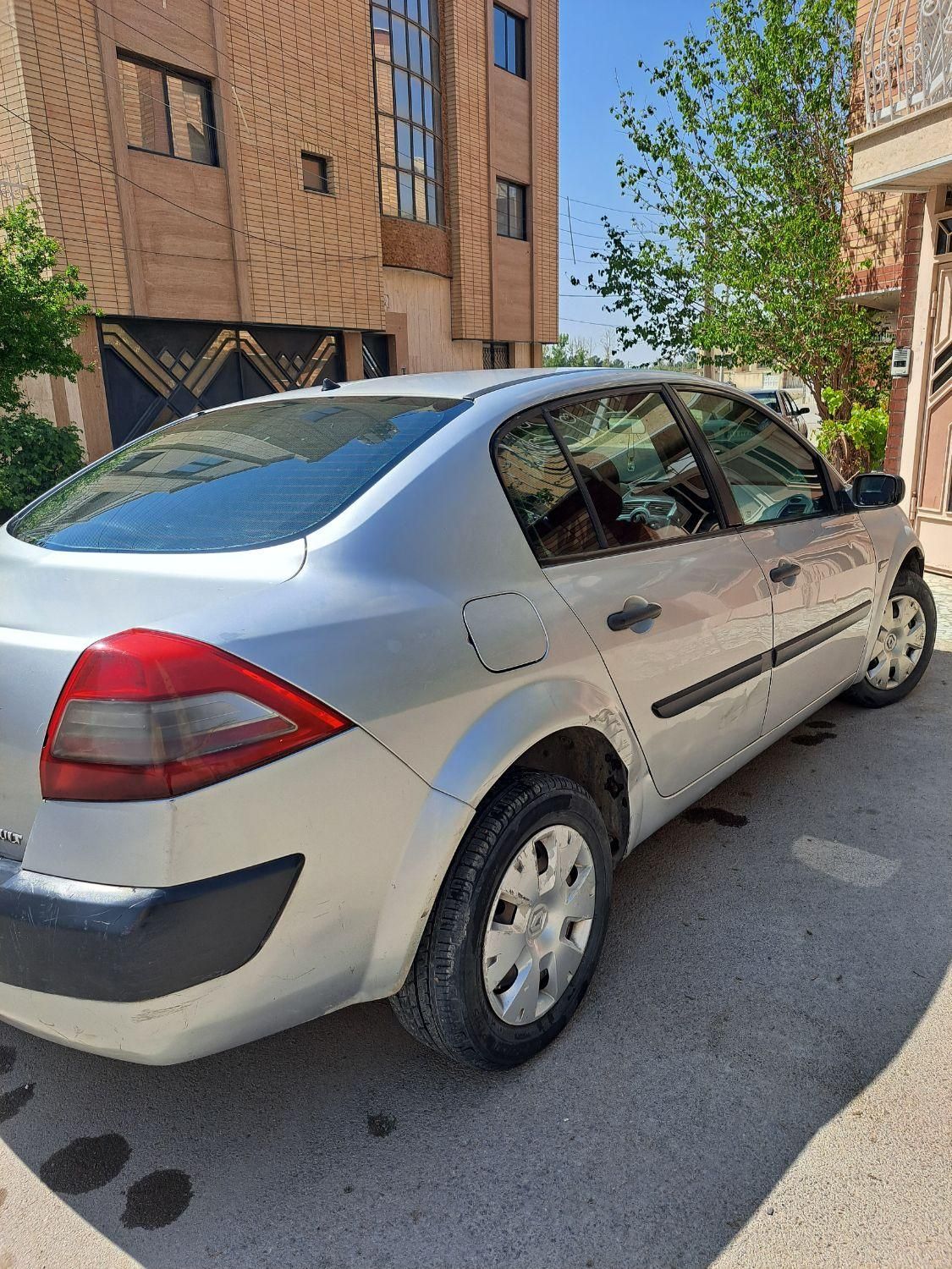 رنو مگان دنده‌ای 1600 - 2008