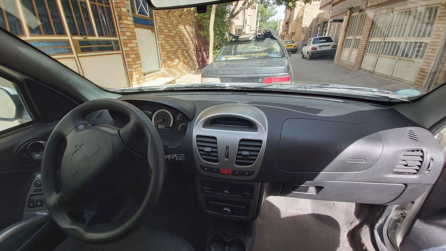 کوییک R دنده‌ای - 1401