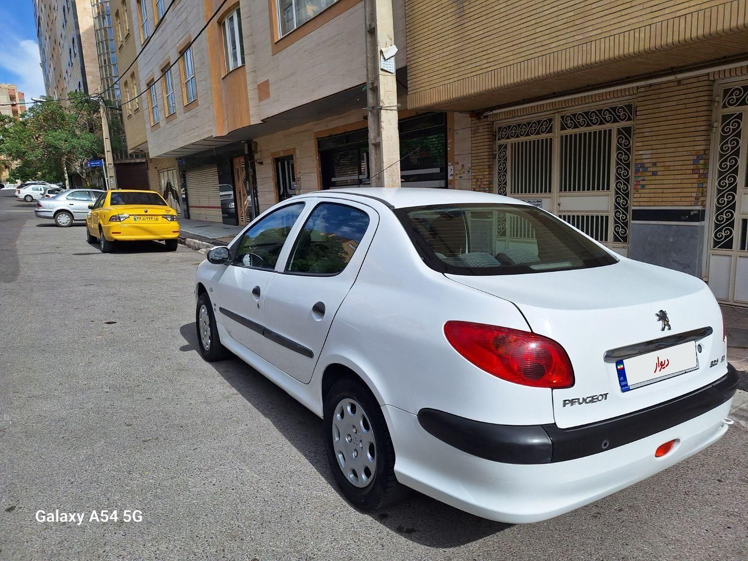 پژو 206 SD v8 - 1396