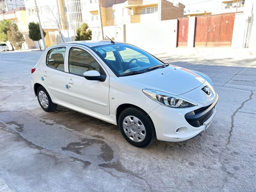 پژو 207 دنده‌ای با موتور TU3 - 1403