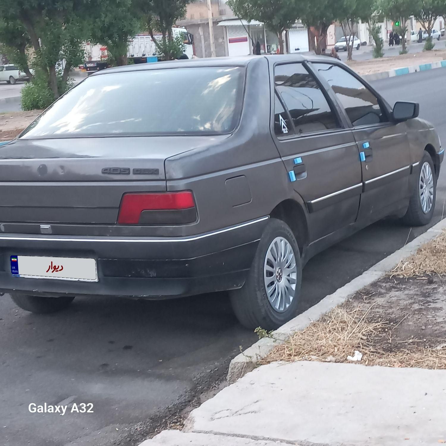 پژو 405 GLX - 1381