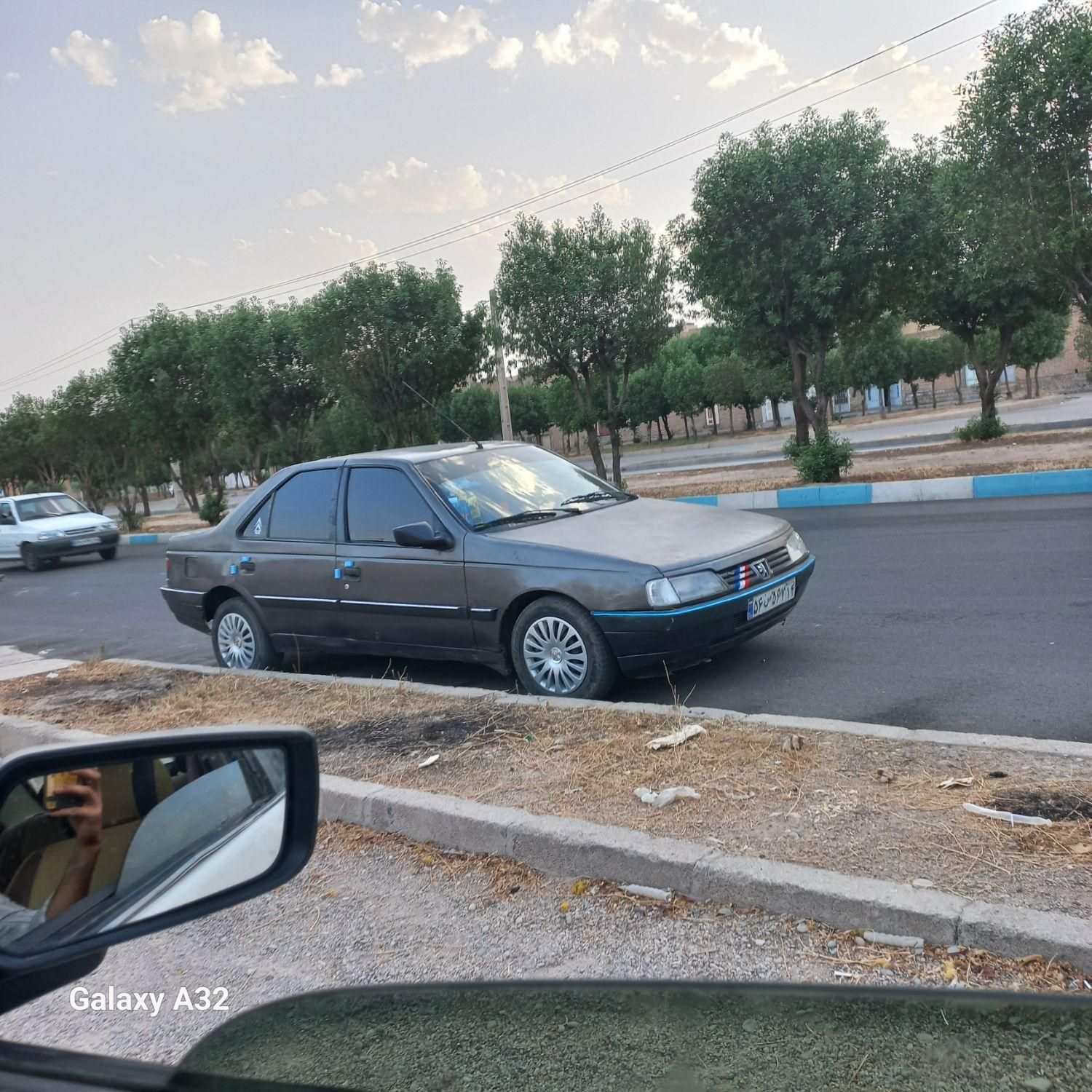 پژو 405 GLX - 1381