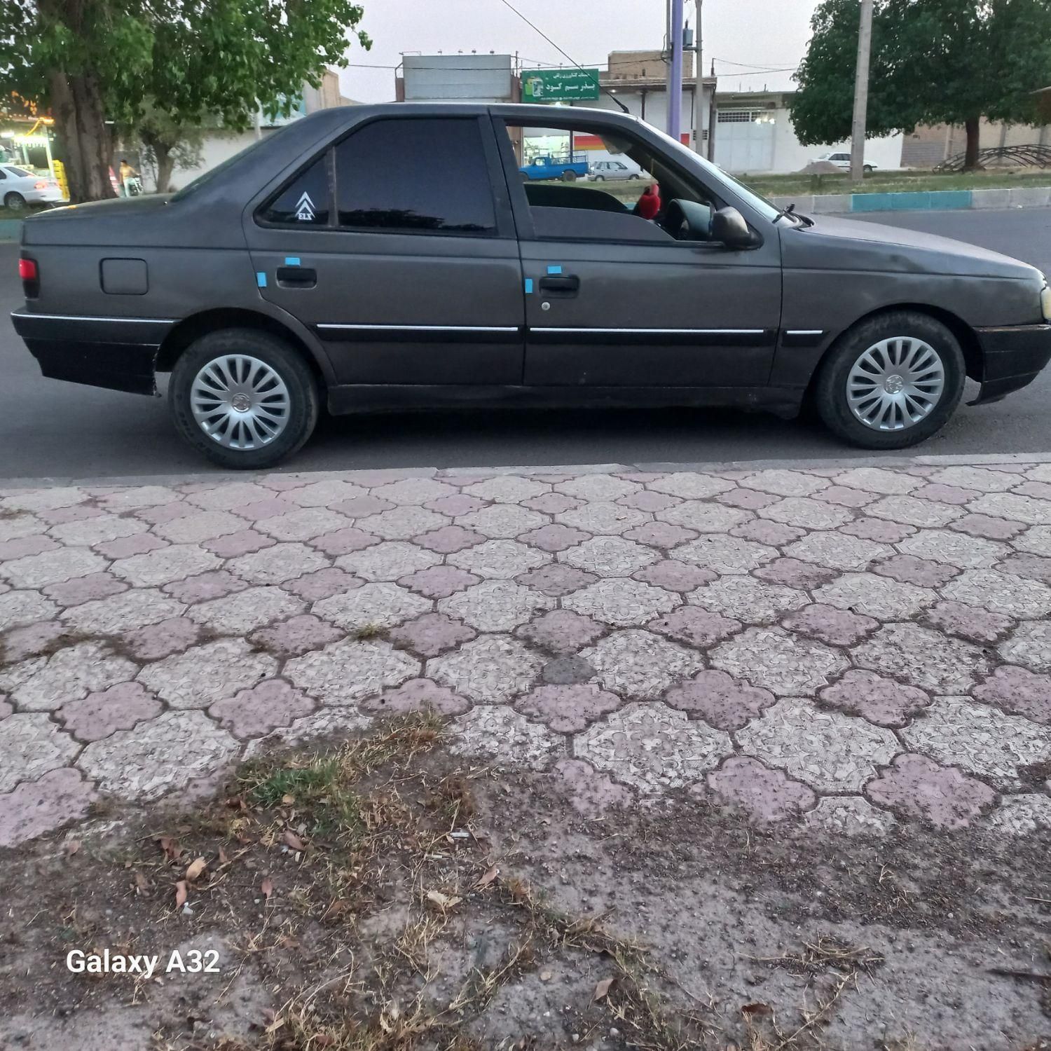 پژو 405 GLX - 1381