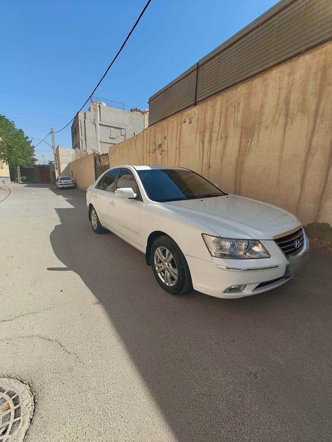 هیوندای سوناتا اتوماتیک NF 2400 - 2010