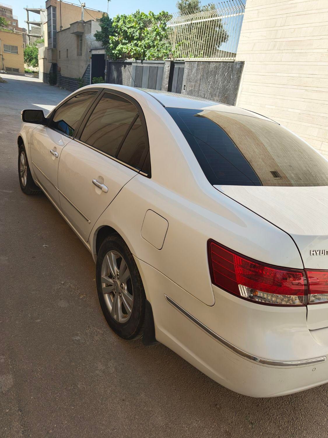 هیوندای سوناتا اتوماتیک NF 2400 - 2010