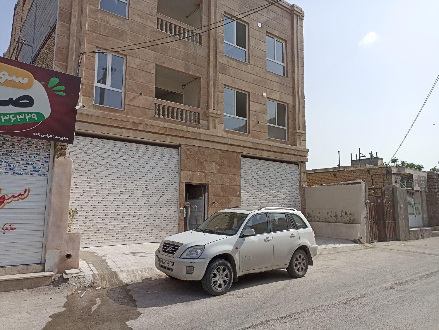 خودرو ام وی ام، X33 آگهی ann_18201299