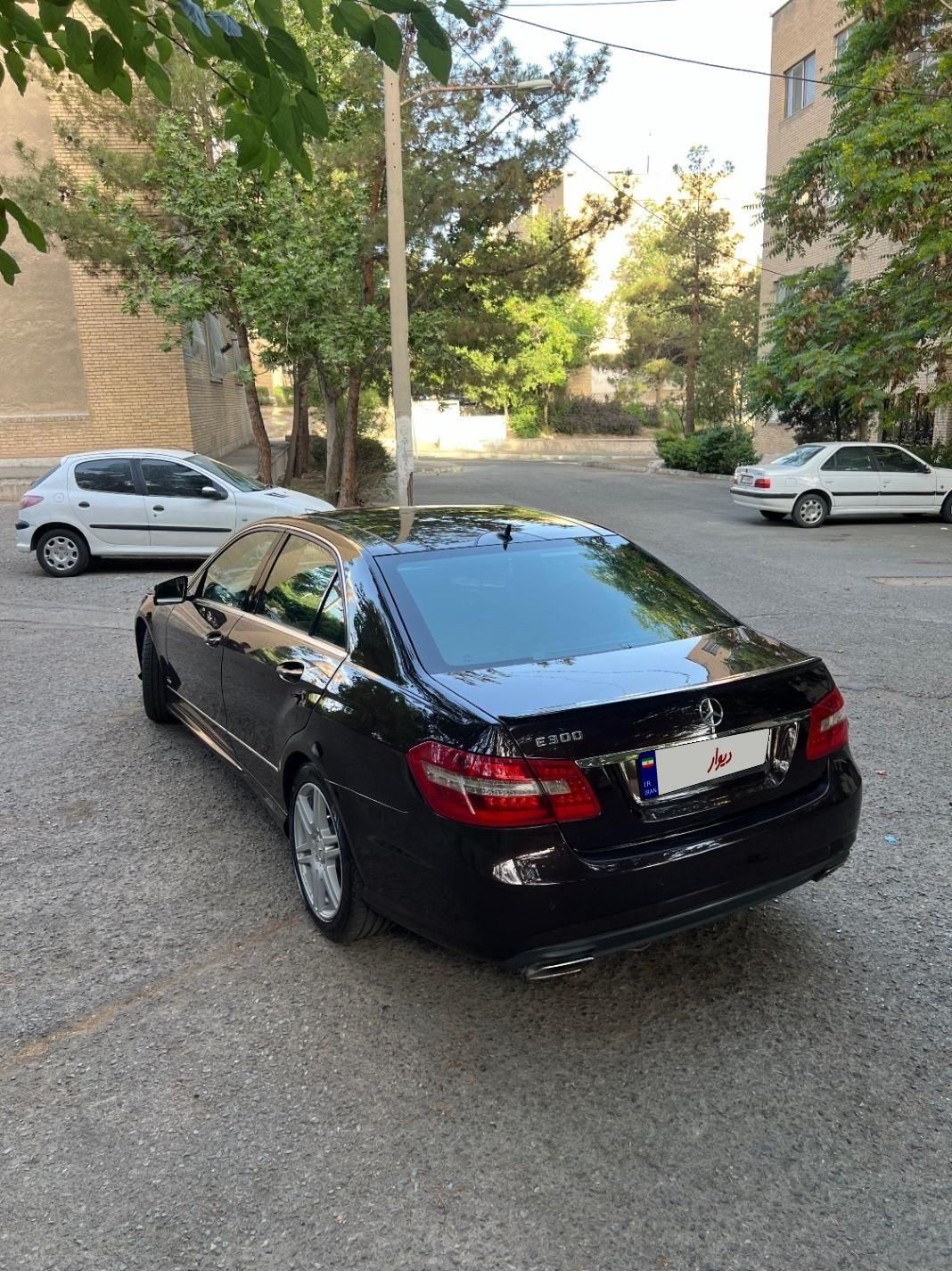 بنز E 300 - 2011