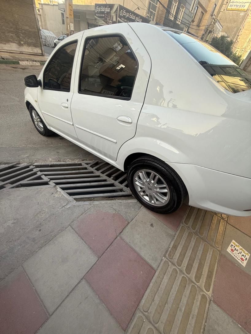 رنو تندر 90 پلاس اتوماتیک - 1397