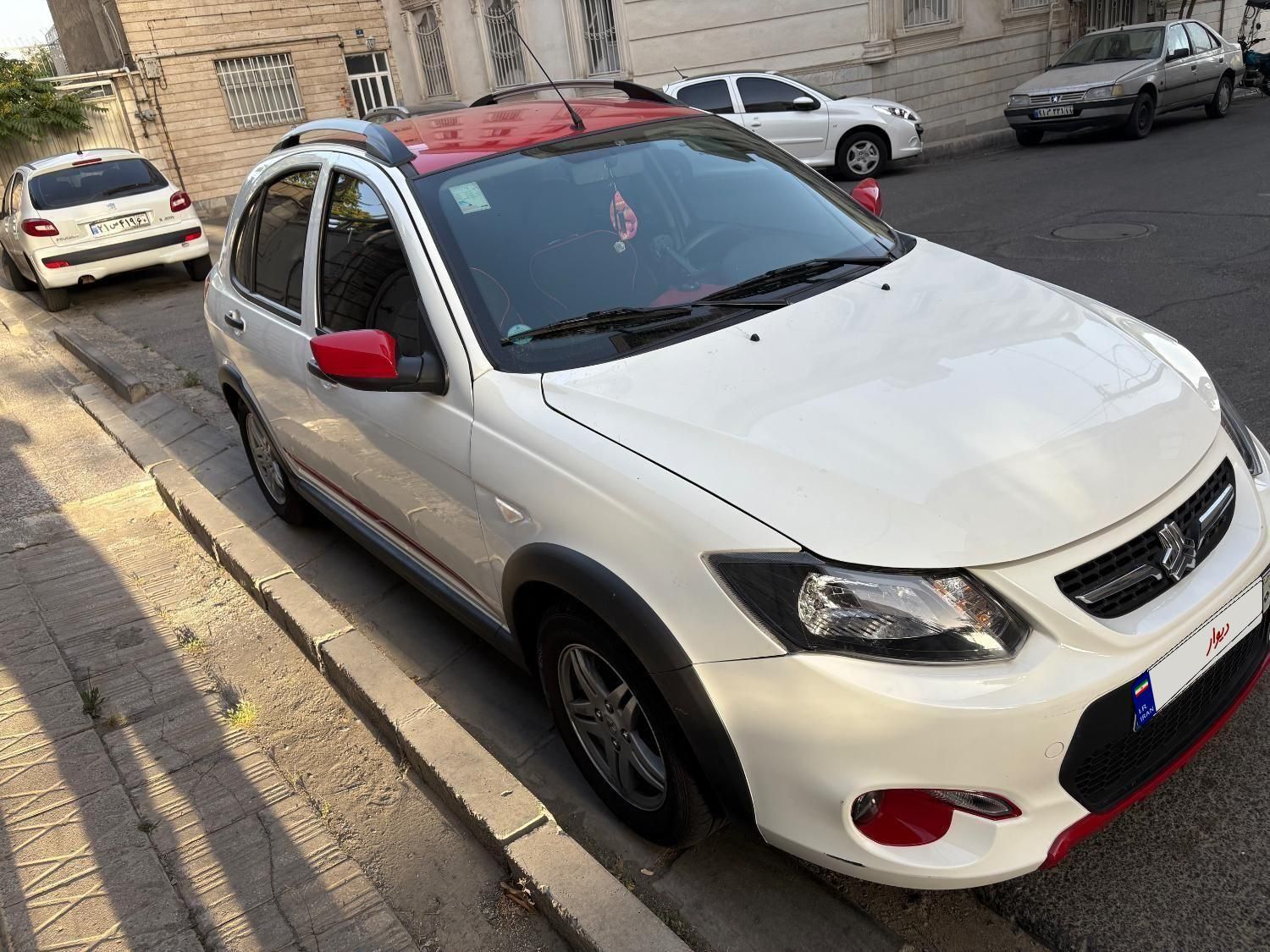خودرو کوییک، R آگهی ann_18203209