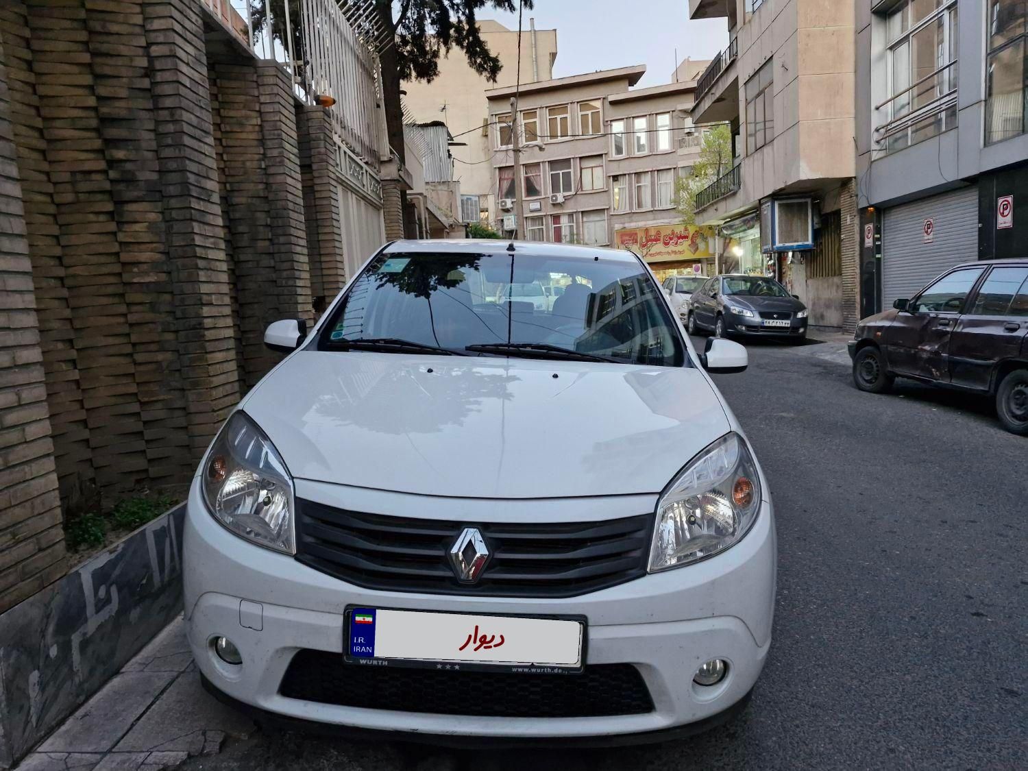 خودرو رنو، ساندرو آگهی ann_18203553