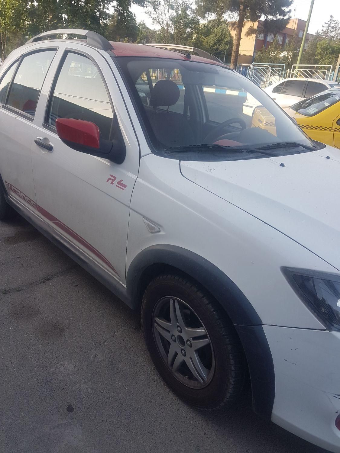 خودرو کوییک، R آگهی ann_18204071