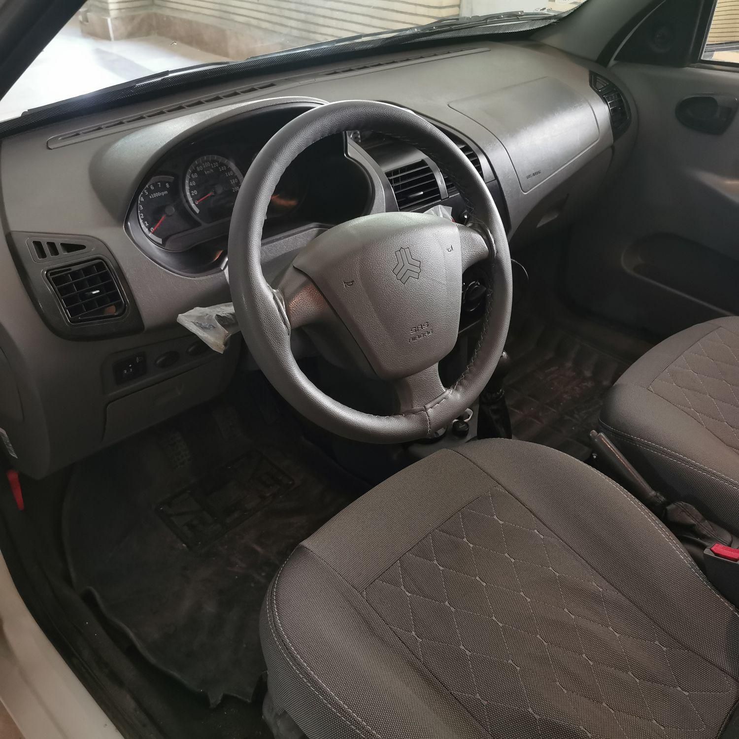تیبا صندوق دار SX - 1401