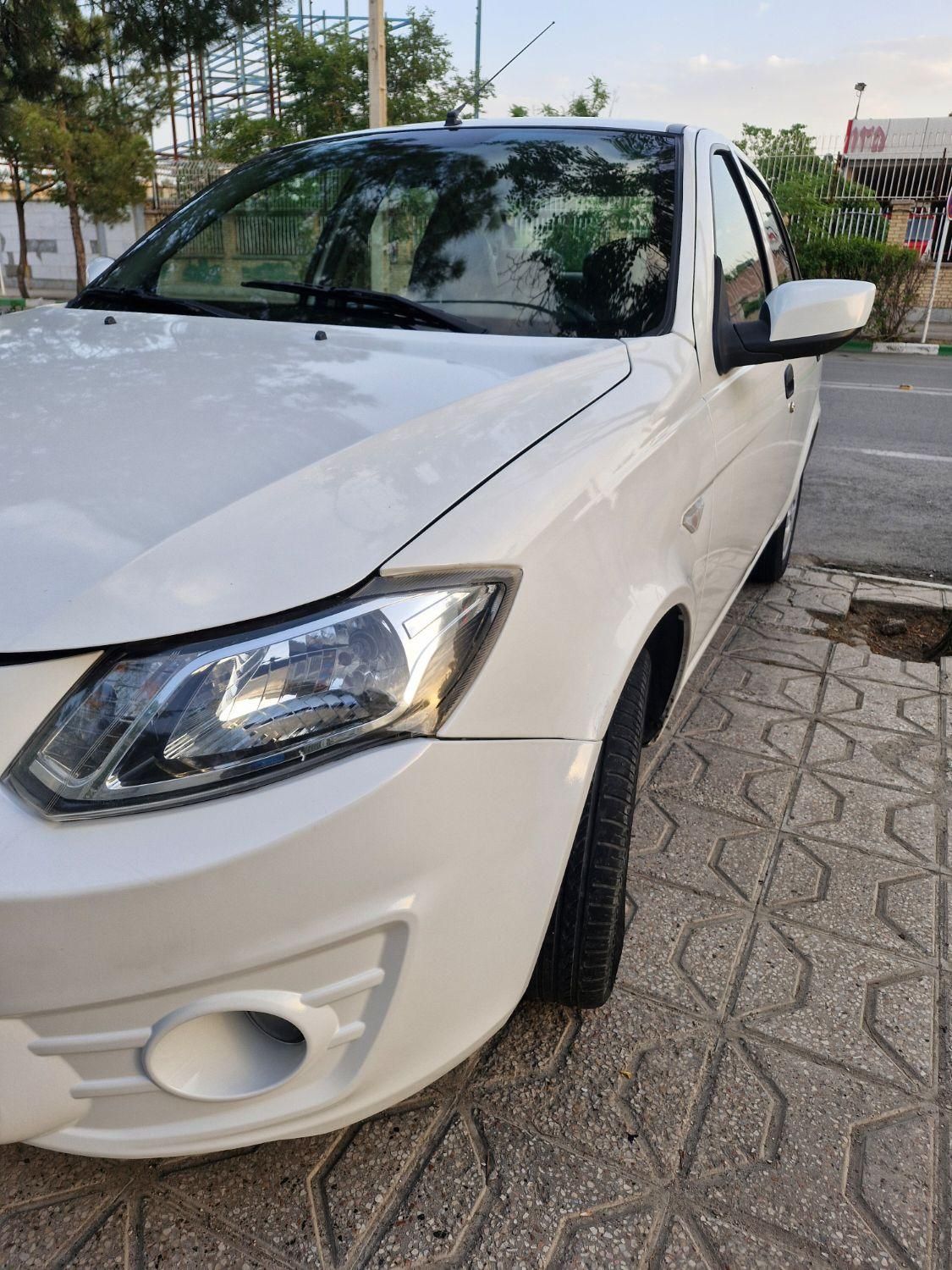 ساینا S دنده ای بنزینی - 1401