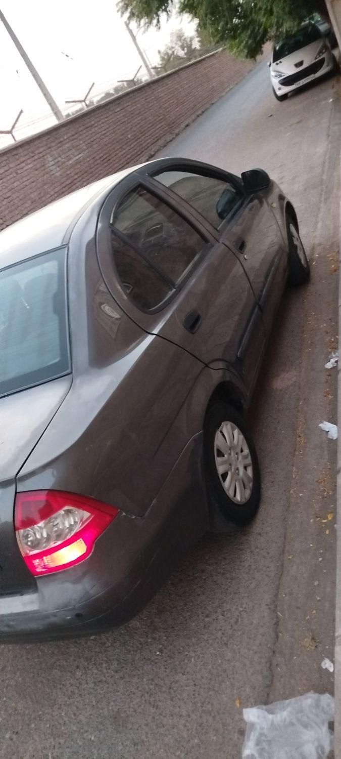 تیبا صندوق دار SX - 1393