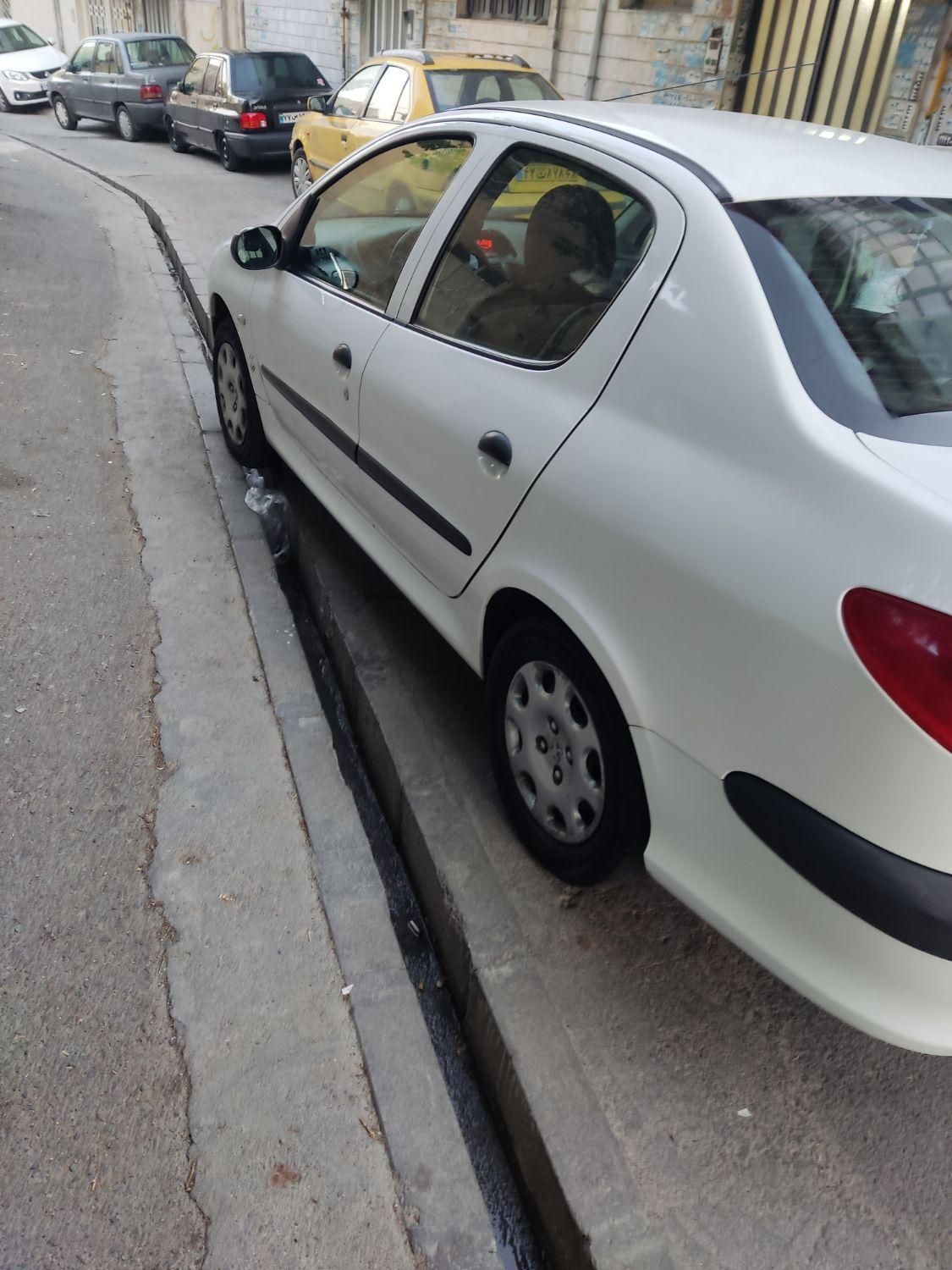 پژو 206 SD v8 - 1394