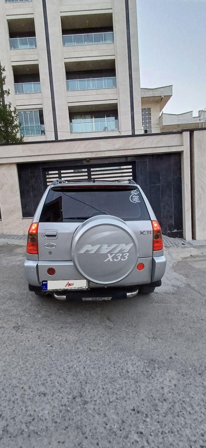 ام وی ام X33 دنده‌ای ساده - 2011