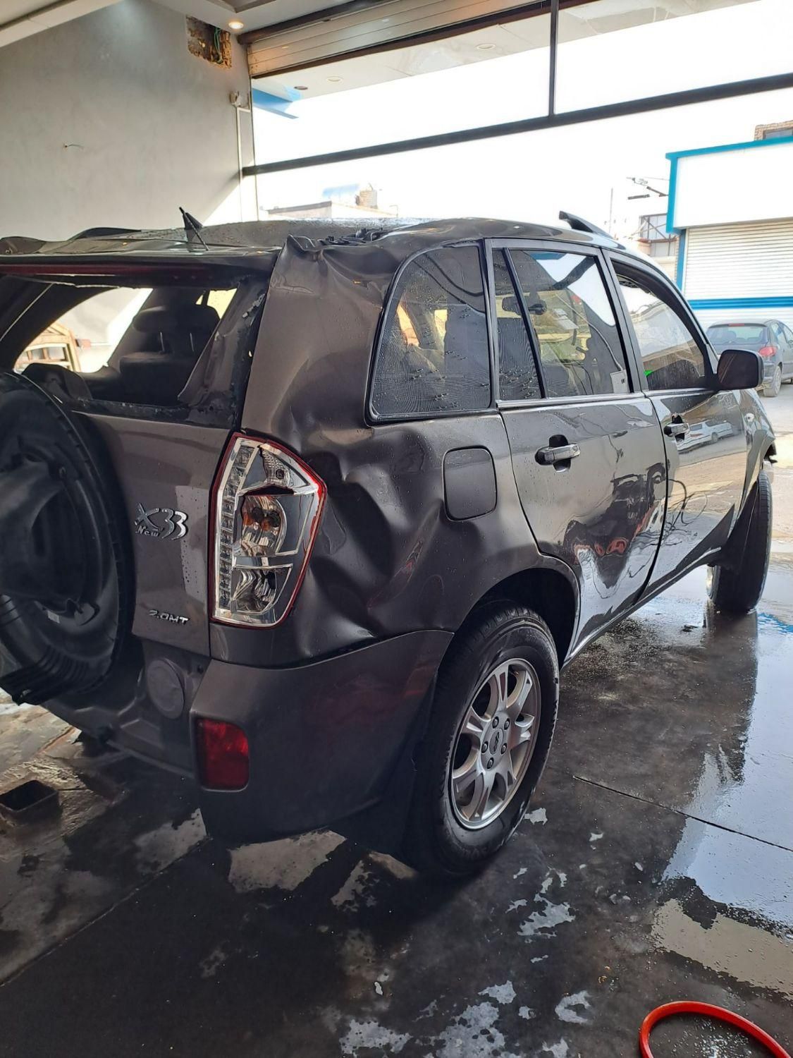 خودرو ام وی ام، X33 آگهی ann_18206704