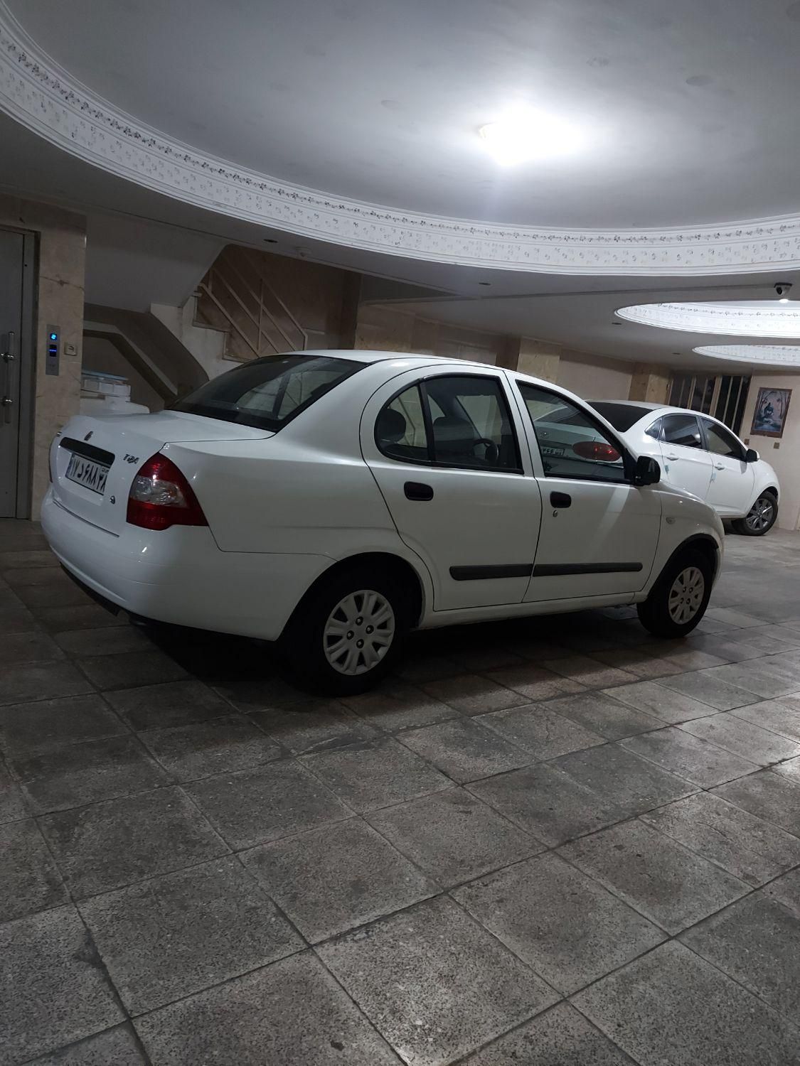 تیبا صندوق دار SX - 1394