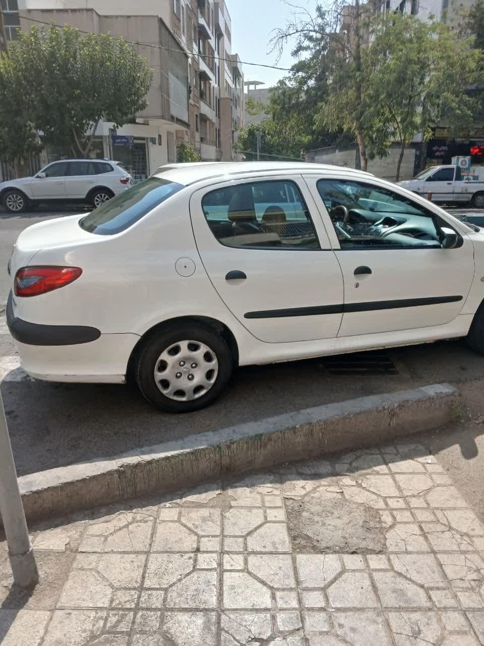 پژو 206 SD v8 - 1393