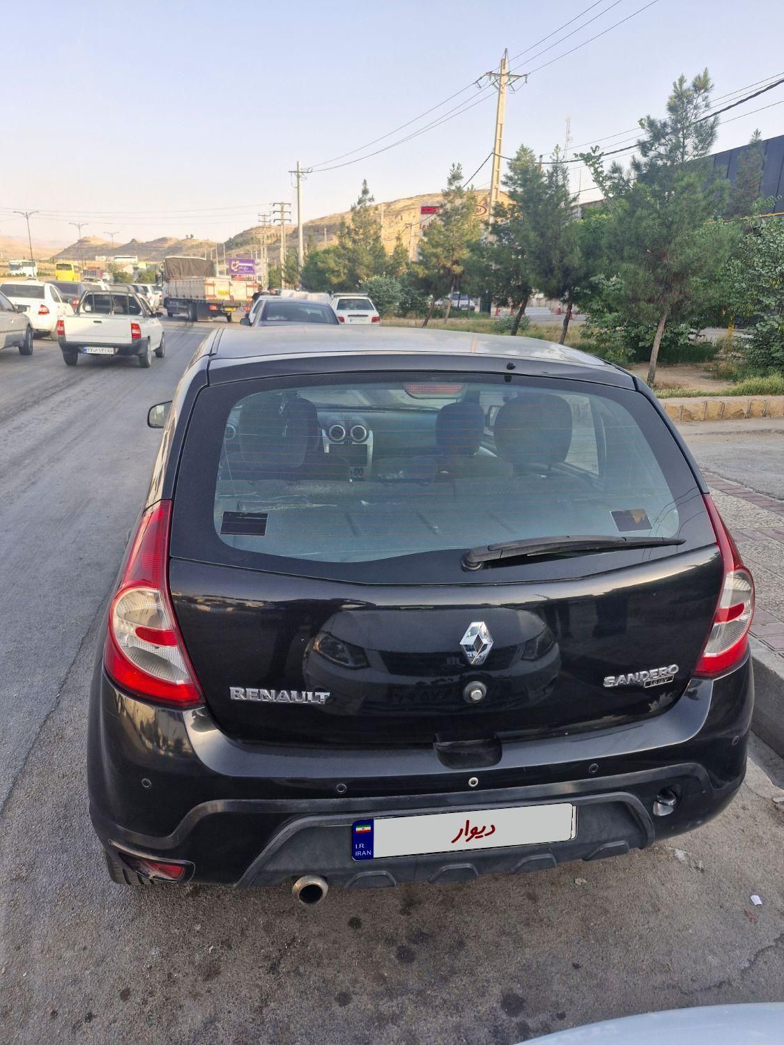 رنو ساندرو دنده ای - 1395
