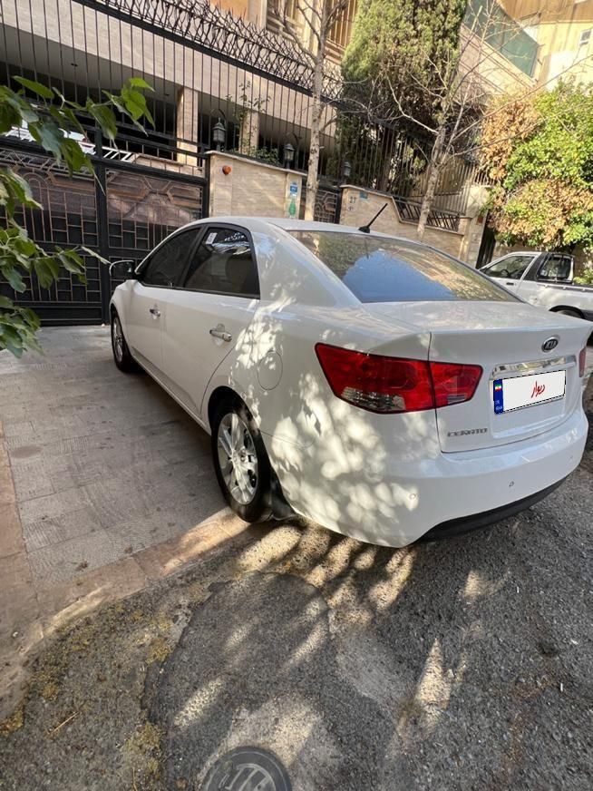 خودرو کیا، سراتو مونتاژ آگهی ann_18207617