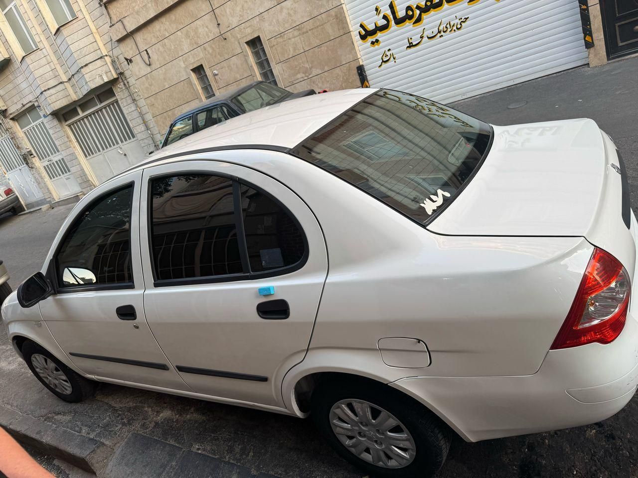 تیبا صندوق دار SX - 1401