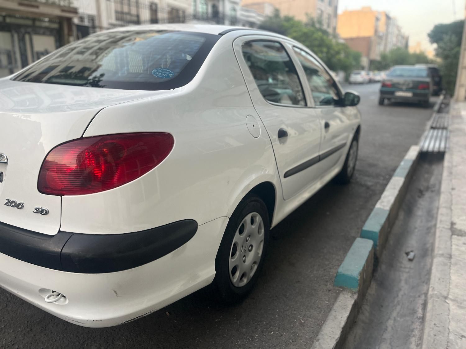 پژو 206 SD v8 - 1400