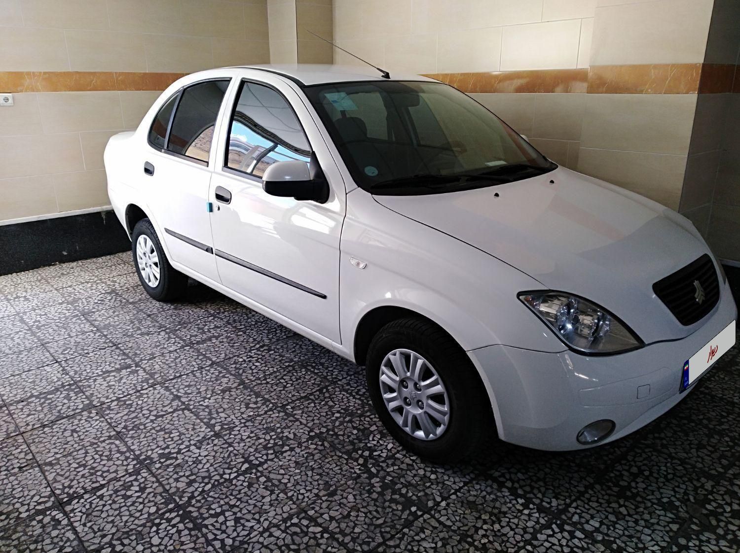 تیبا صندوق دار SX - 1400
