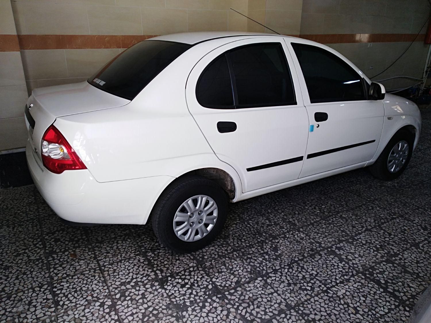تیبا صندوق دار SX - 1400