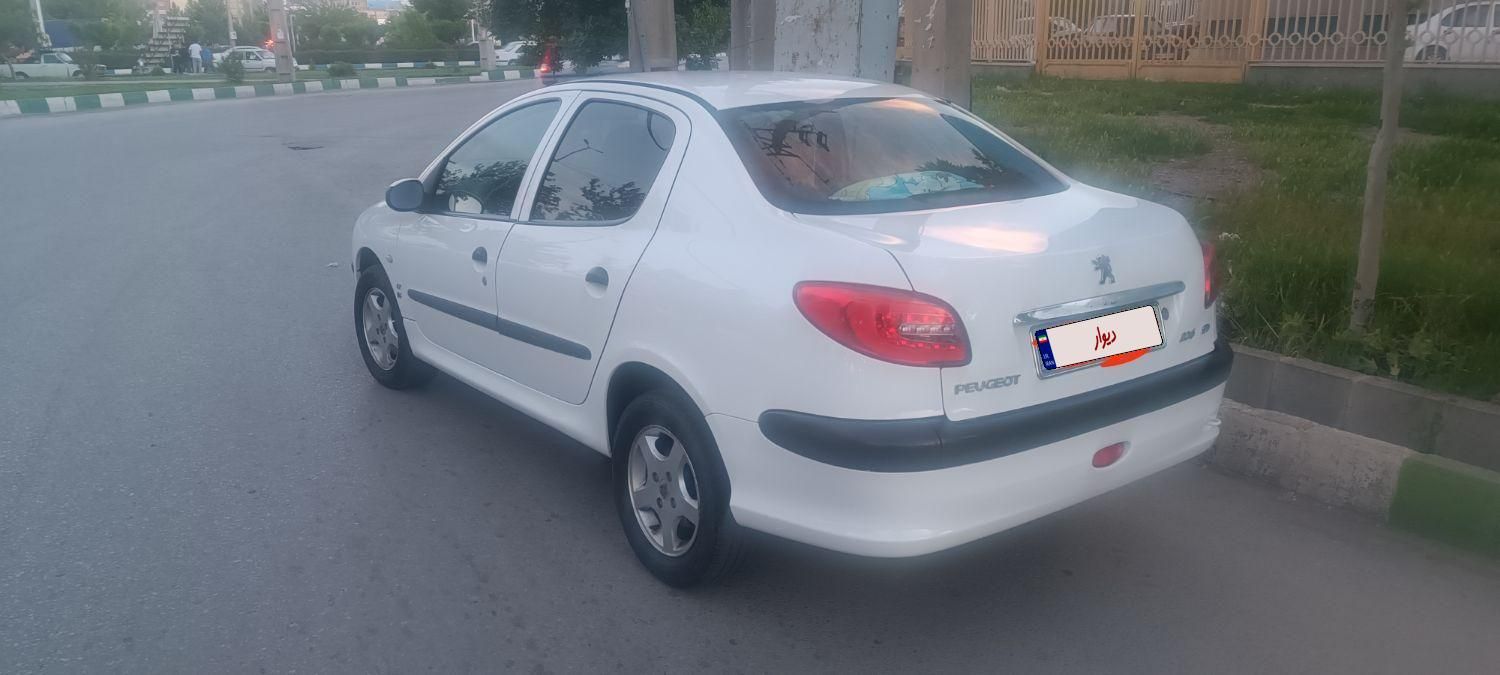 پژو 206 SD v8 - 1395