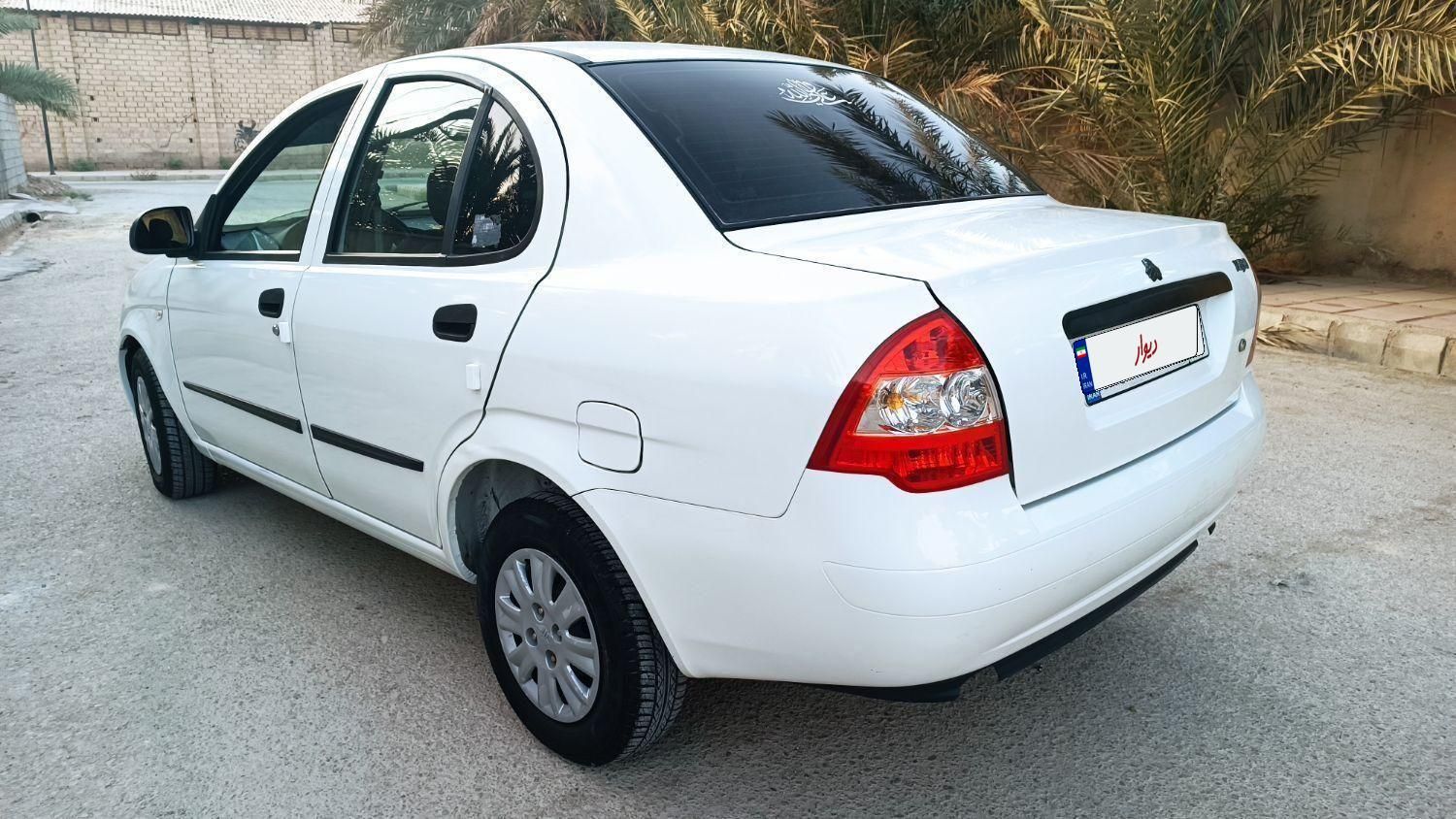 تیبا صندوق دار SX - 1401