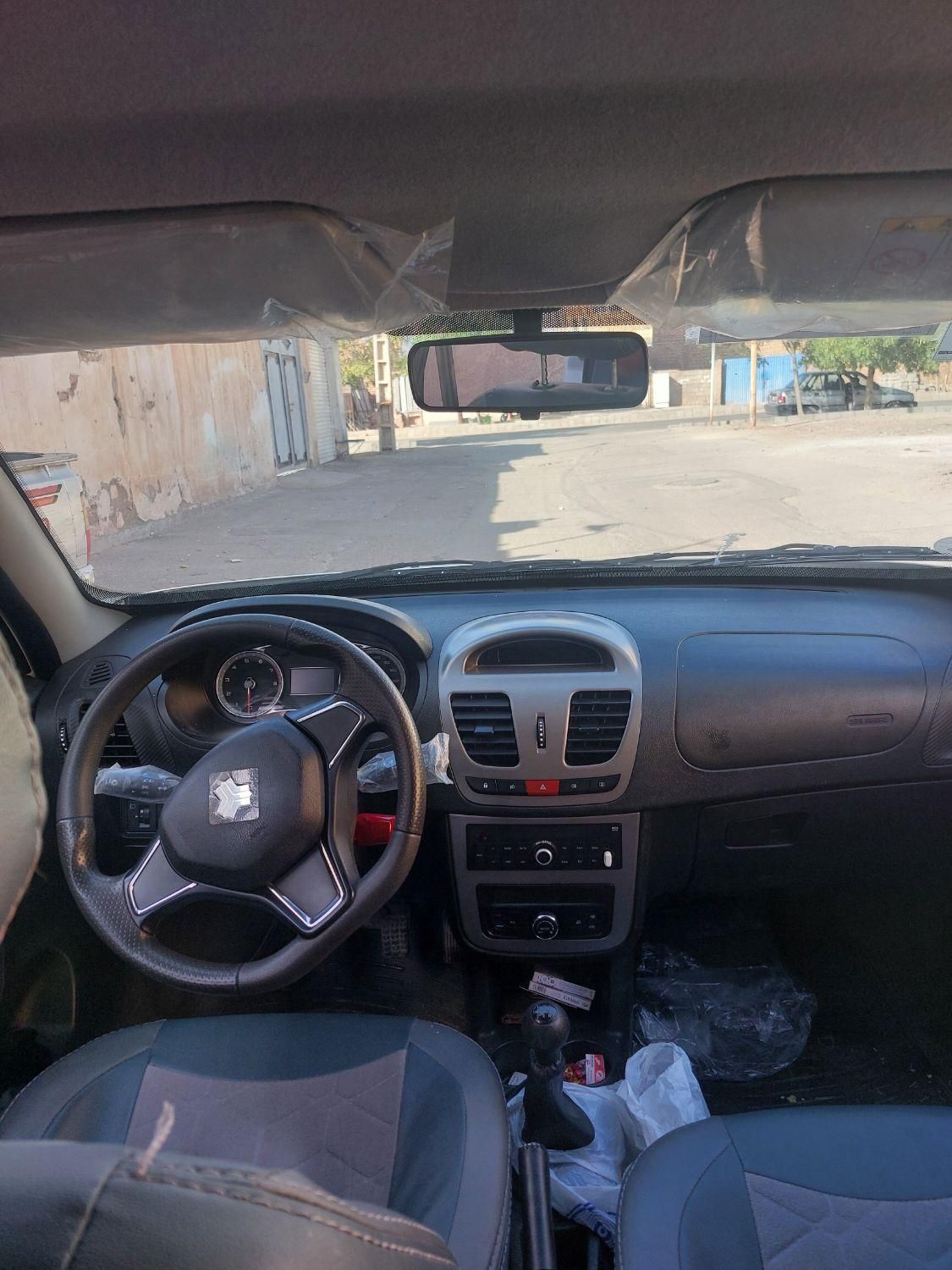 ساینا S دنده ای بنزینی - 1401