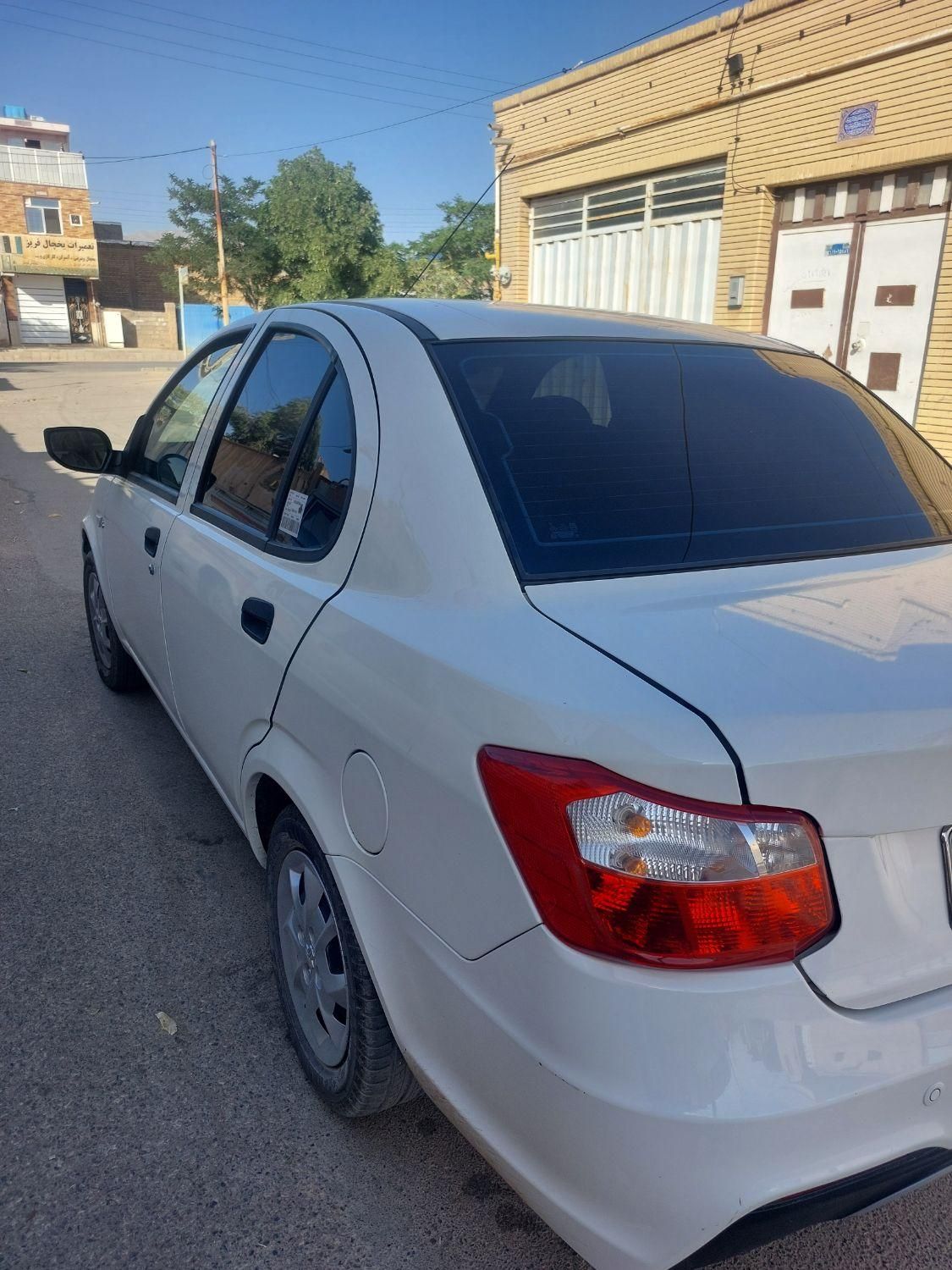 ساینا S دنده ای بنزینی - 1401