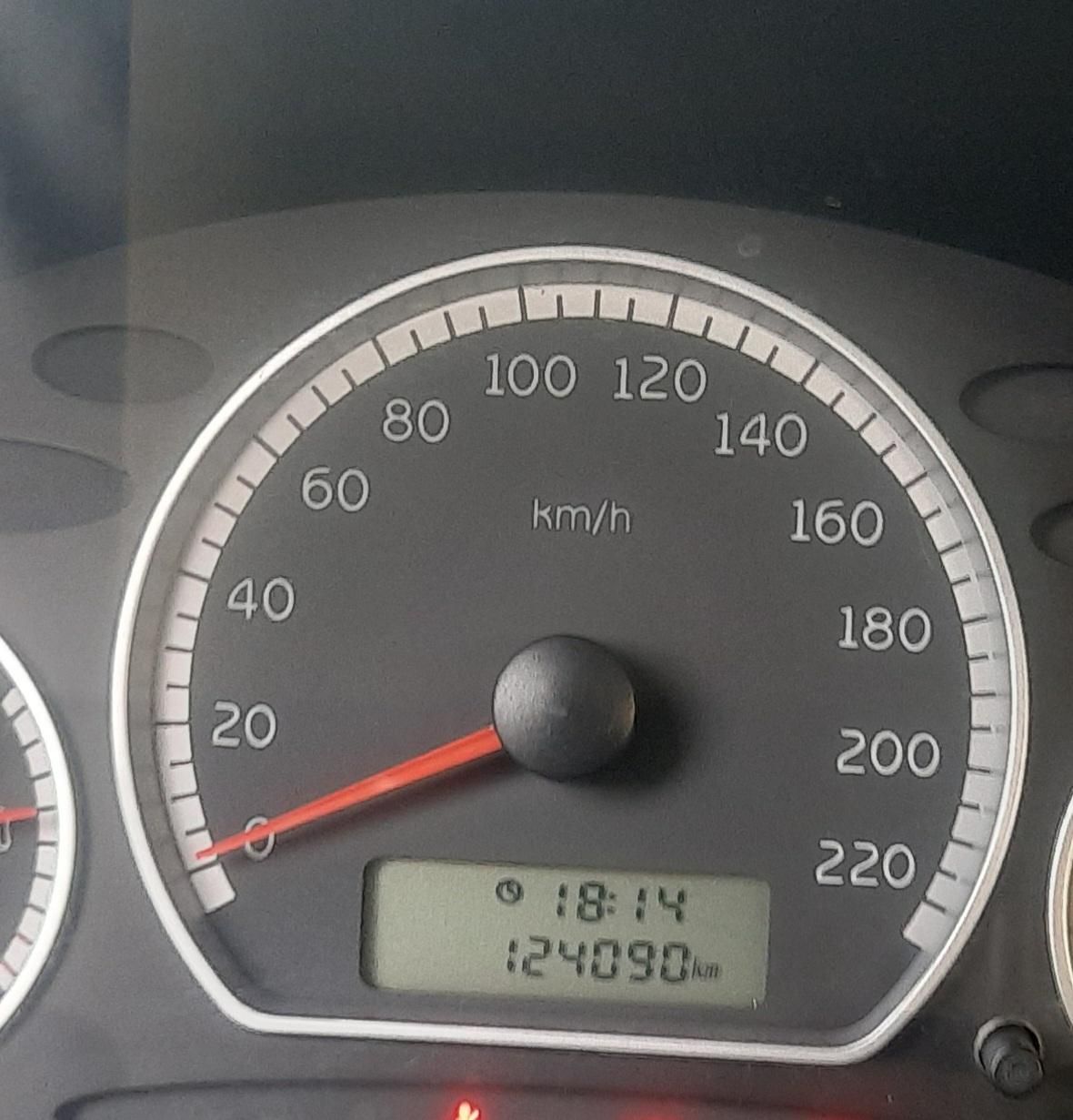 ام وی ام 110 چهار سیلندر دنده ای - 2014