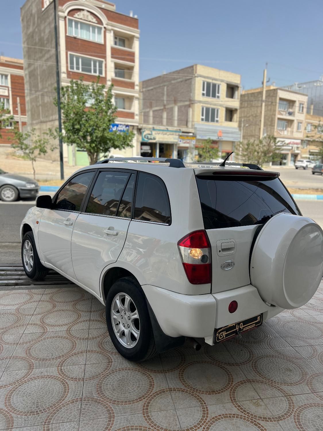 خودرو ام وی ام، X33 آگهی ann_18209759