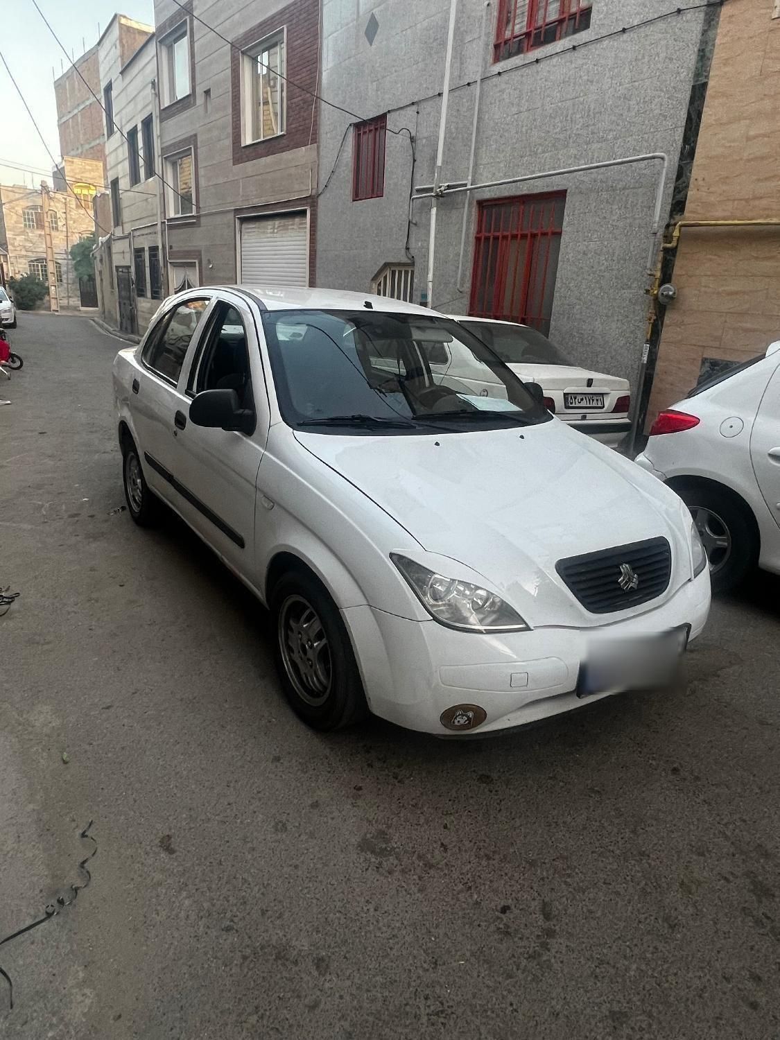 تیبا صندوق دار SX - 1394