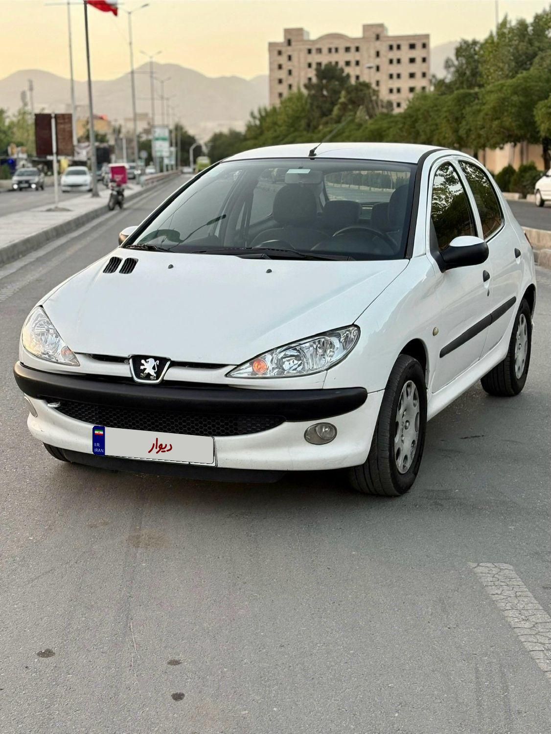 پژو 206 تیپ 5 - 1392
