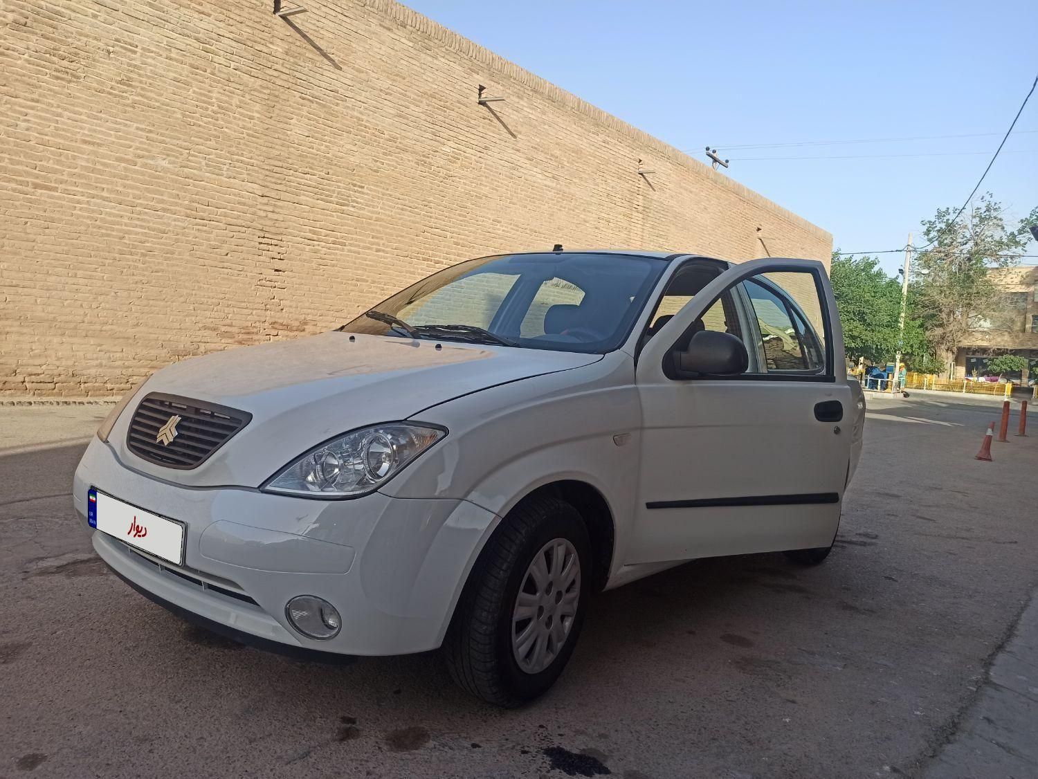 تیبا صندوق دار SX - 1401
